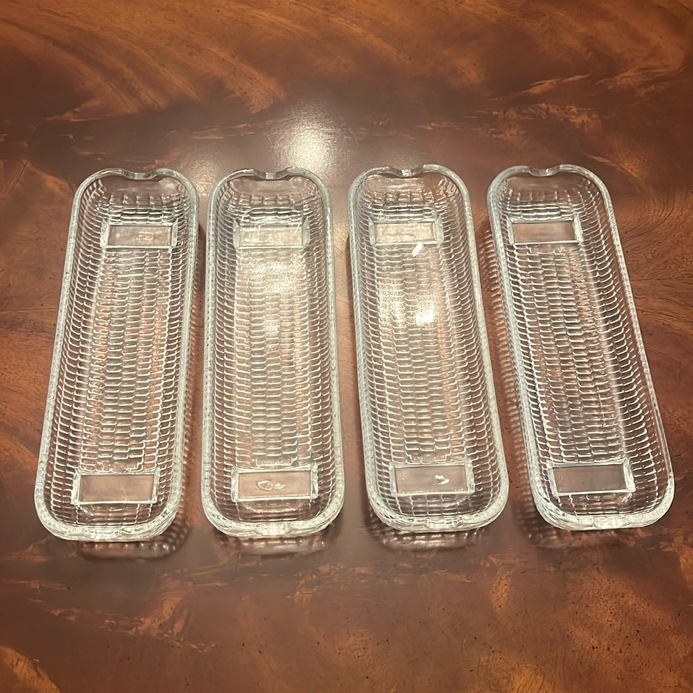 Vintage pressed glass serving dishes 🌽🌽 corn on cob